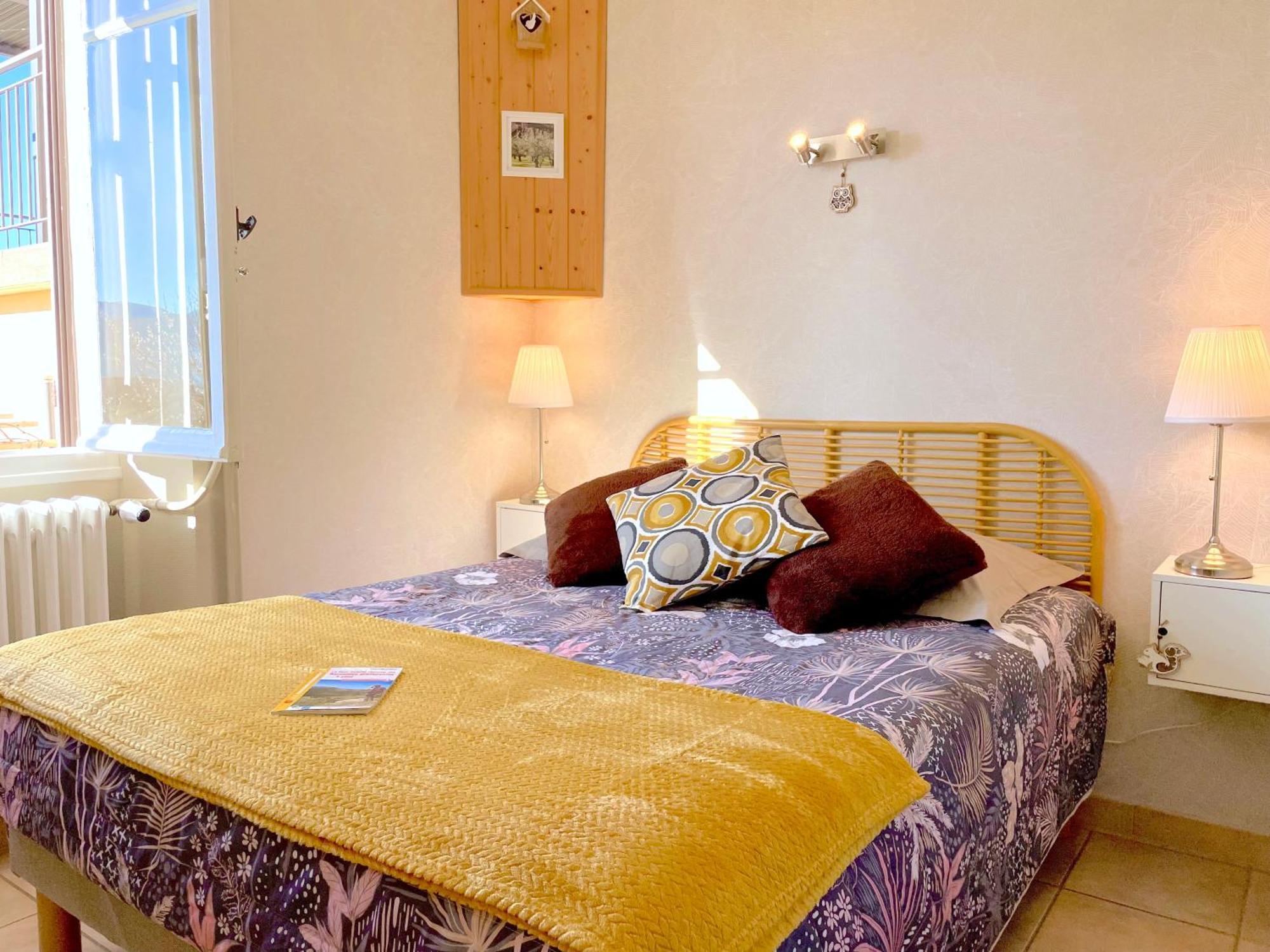 Bed and Breakfast Atypique Détour Rosans Esterno foto